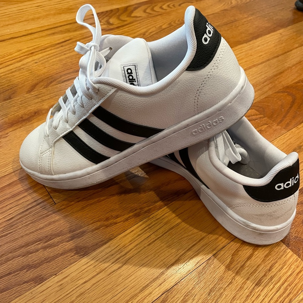 White leather adidas court shoes size 9
